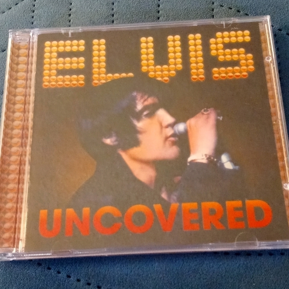 Elvis Presley uncovered CD 12 songs
